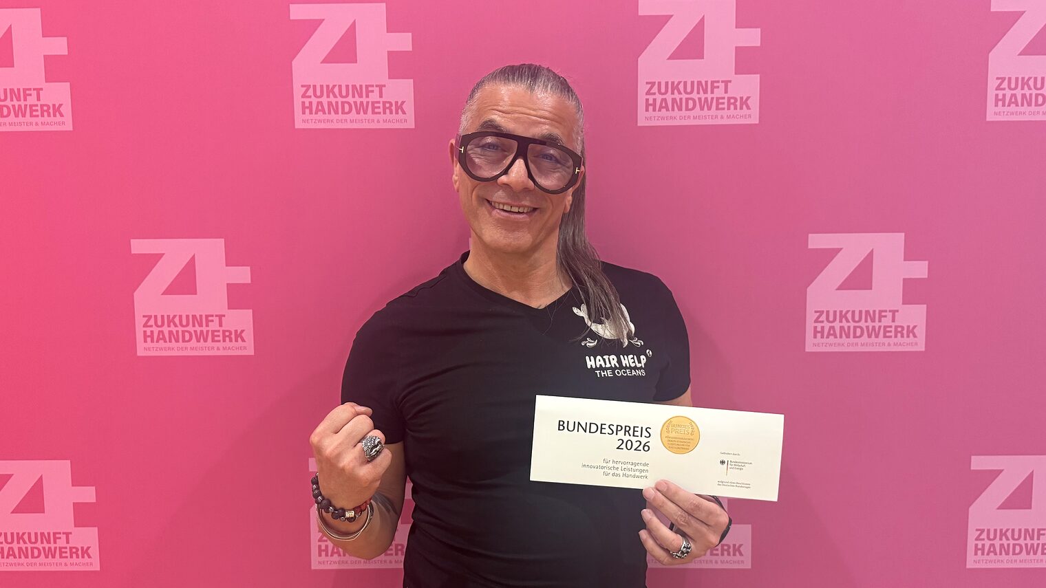 Friseurmeister Emidio Gaudioso mit Auszeichnung beim Kongress ZUKUNFT HANDWERK.